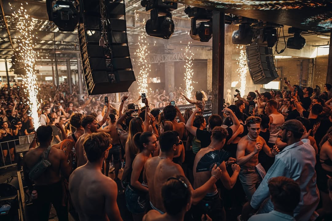 NACHT WACHT GELREDOME – RAVE OF THE YEAR event poster