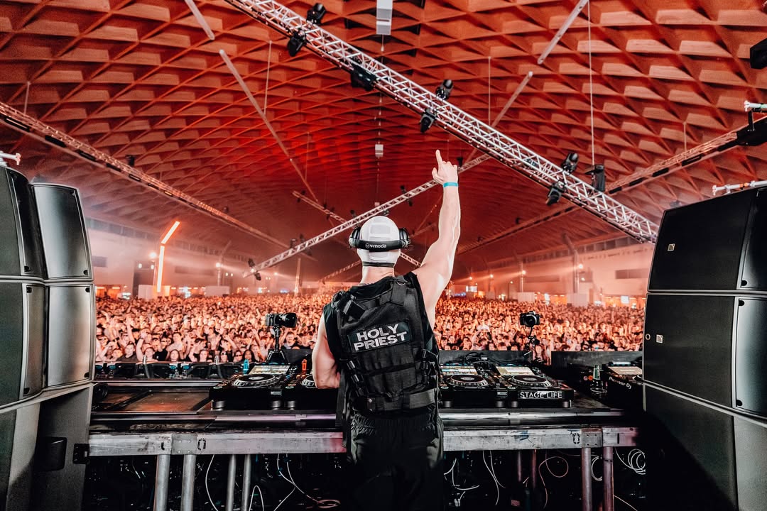 Holy Priest @ Dortmund | The Holy Shit Show cover image