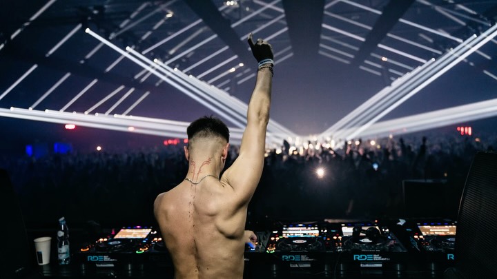 EXIST pres. AZYR, ALIGNMENT, ONLY NUMBERS, CLARA CUVÉ & MORE cover image